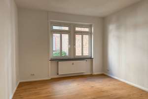 Sanierte Wohnung in Wiesbaden - Rheingauviertel, ab sofort frei – Hallgarter Straße 8, 65197 Rheingauviertel / Hollerborn, Wiesbaden – Vorschaubild 2