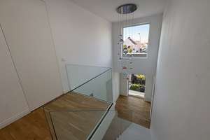 Modernes Einfamilienhaus mit Kamin & luxuriöser Ausstattung – Gartenstraße 11A, 61118 Bad Vilbel – Vorschaubild 7