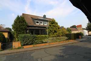 *RESERVIERT* Freistehendes EFH mit Garten inkl. Wintergarten, Balkon & Garagen – Salzgitter – Vorschaubild 2