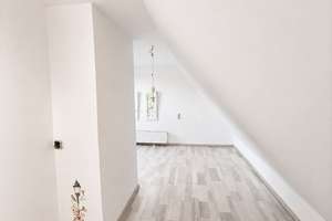 Gemütliche Doppelhaushälfte mit Garten in Duisburg-Rheinhausen – Schwarzenberger Straße 27, 47226 Hochemmerich, Duisburg – Vorschaubild 23