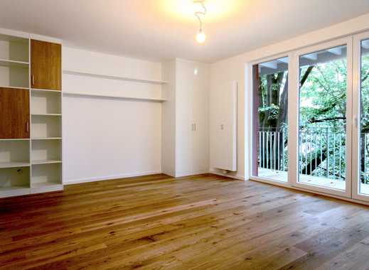 Frisch sanierte 1-Zimmer-Wohnung mit Einbauküche und großem Balkon