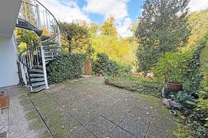 Lichtdurchflutetes Reihenmittelhaus mit Gartenparadies und Außenschwimmbecken am Ennert – Die vollständige Adresse der Immobilie erhältst du vom Anbieter., 53229 Holtorf, Bonn – Vorschaubild 12