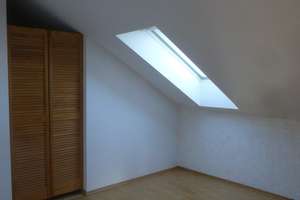 Sonnige, ruhige 3 Zimmerdachgeschosswohnung – Junkersstraße 12, 72770 Betzingen, Reutlingen – Vorschaubild 4
