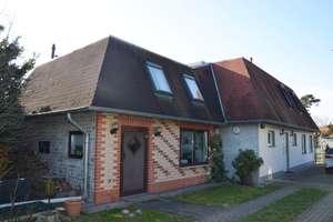 ***Wohnen mit Weitblick – über 200 qm Raum für Familie, Freiraum und Einliegerbereich*** – Heinrich-Heine-Strasse 7, 15345 Altlandsberg – Vorschaubild 2