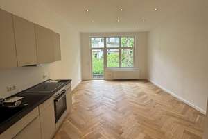 Erstbezug nach Kernsanierung | Stilvolle 1-Zimmer-Wohnung mit Fischgrätboden in Winterhude – Maria-Louisen-Straße 7, 22301 Winterhude, Hamburg – Vorschaubild 9