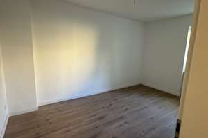 Frisch sanierte Erdgeschosswohnung mit EBK und Keller – Ackerstraße 30, 39112 Sudenburg, Magdeburg – Vorschaubild 9