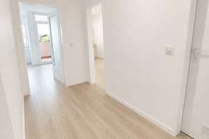 Erstbezug nach Komplettsanierung – Moderne 2-Zimmer-Wohnung mit Südbalkon – Stahlsberg 39, 42279 Oberbarmen, Wuppertal – Vorschaubild 4
