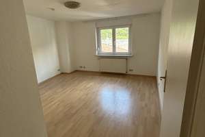 Viel Platz für Ihre Ideen: 4-Zimmer-Wohnung in Bad Münster am Stein-Ebernburg – Berliner Straße 33, 55583 Bad Münster am Stein-Ebernburg – Vorschaubild 6
