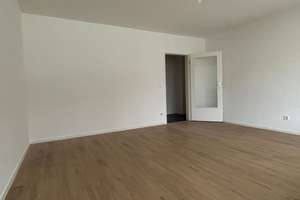 Helles und geräumiges 3-Zimmer-Apartment in Wuppertal – Mastweg 86, 42349 Cronenberg, Wuppertal – Vorschaubild 2