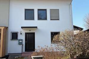 Geräumige Doppelhaushälfte in Neubeuern (befristet auf 3,5 Jahre)