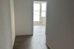 Bismarckstr. 90, Helle, renovierte 3-Zimmer Wohnung mit Dachterrasse und Balkon in Remscheid – Bismarckstraße 90, 42859 Zentralpunkt, Remscheid – Vorschaubild 14