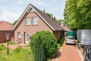Großzügiges EFH mit Einliegerwohnung, Garage, Werkstatt und vielseitigen Nutzungsmöglichkeiten – Die vollständige Adresse der Immobilie erhältst du vom Anbieter., 26810 Westoverledingen – Vorschaubild 1