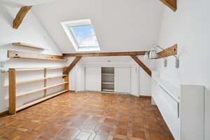 Weitläufige Dachgeschosswohnung mit Galerie, Dachterrasse und viel Potenzial – Die vollständige Adresse der Immobilie erhältst du vom Anbieter., 10557 Moabit, Berlin – Vorschaubild 7