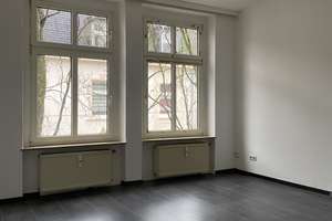 *** Attraktive Zwei-Zimmer-Wohnung im 2. Obergeschoss-sofort einziehen! *** – Freiheitstraße 44, 42277 Oberbarmen, Wuppertal – Vorschaubild 2