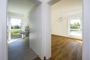 Top moderne, neue Doppelhaushälfte KFW40 inkl. Garten, Carport, Geräteraum und 2 Stellplätze – Zum Moos 7, 87772 Pfaffenhausen – Vorschaubild 12