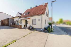 Zuhause mit Charakter, Platz für die Familie und Raum für Ihre Leidenschaften – Die vollständige Adresse der Immobilie erhältst du vom Anbieter., 86633 Neuburg an der Donau – Vorschaubild 1