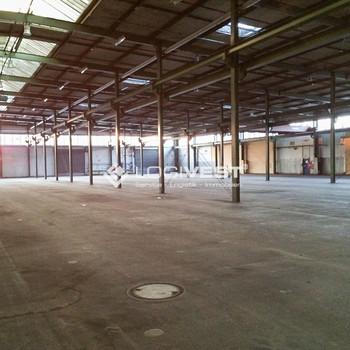 Gewerbehalle mit vielseitiger Nutzungsoption und individuellen Anpassungsmöglichkeiten nahe der A8!
