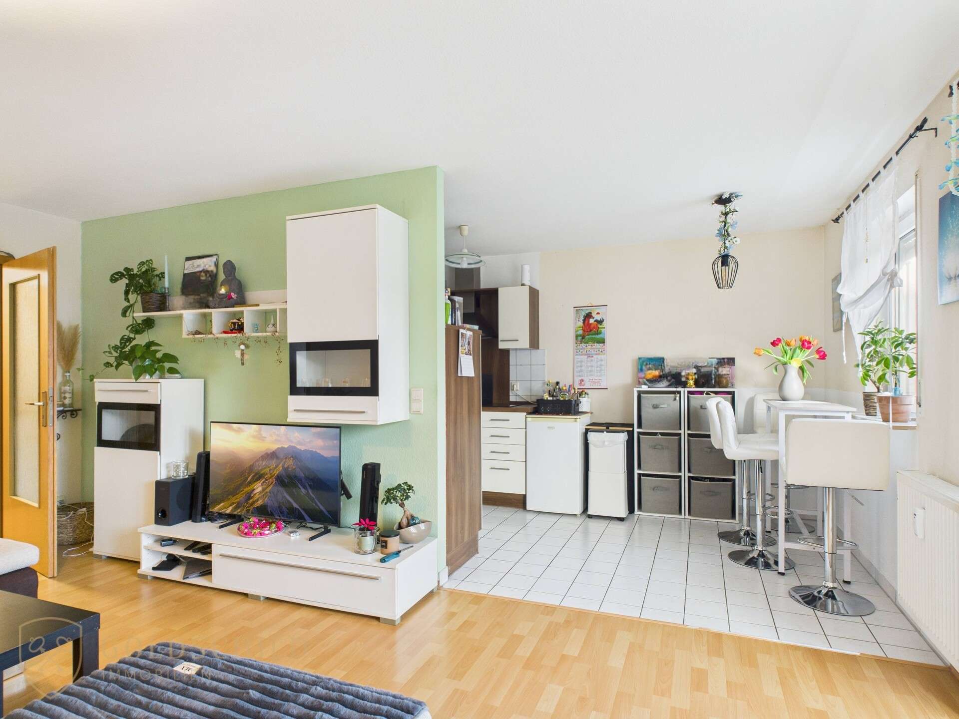 Immobilie in Kuchen - Vermietete 3-Zimmer-Wohnung mit zwei Balkonen und Stellplätzen in angenehmer Lage von Kuchen - Bild 4