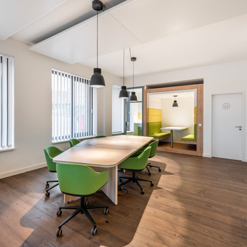 Großraumbüros für 10 Personen in Regus Kaistraße