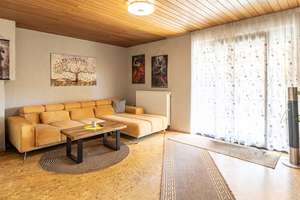 Fachgerecht modernisiertes Reihenmittelhaus mit liebevoll angelegtem Garten – Die vollständige Adresse der Immobilie erhältst du vom Anbieter., 72766 Reutlingen-Mitte, Reutlingen – Vorschaubild 3