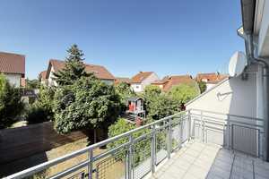 Helles Reihenmittelhaus mit klimatisierten Zimmern im DG, zwei Bädern, PV-Anlage und Carport. – Rhein-Neckar-Kreis – Vorschaubild 11