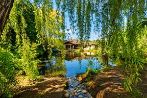 Ein Zuhause zum Ankommen! Wohnkomfort mit Gartenidylle und eigenem Weiher! – Die vollständige Adresse der Immobilie erhältst du vom Anbieter., 56206 Hilgert – Vorschaubild 2
