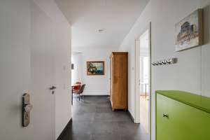 Moderne 2-Zimmer-Wohnung mit großem Balkon, Weitblick und Tiefgaragenstellplatz  – Die vollständige Adresse der Immobilie erhältst du vom Anbieter., 89075 Böfingen, Ulm – Vorschaubild 4