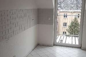 Schöne Wohnung in ruhiger Lage mit Balkon – Schüffnerstr. 16, 9130 Sonnenberg, Chemnitz – Vorschaubild 4