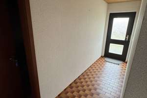 Großzügiges Einfamilienhaus mit Doppelgarage und Werkstatt – Die vollständige Adresse der Immobilie erhältst du vom Anbieter., 95659 Arzberg – Vorschaubild 45