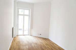 2-Zimmer Wohnung in bester Lage – Greifswalder Straße 220, 10405 Prenzlauer Berg, Berlin – Vorschaubild 1