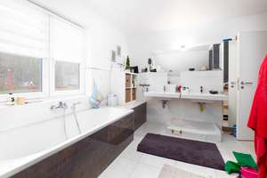 Familienglück auf 1.200 m² – modernes Zuhause mit Wärmepumpe und Top-Energieklasse A+ – Die vollständige Adresse der Immobilie erhältst du vom Anbieter., 23627 Groß Grönau – Vorschaubild 11