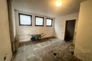 Großzügiges Einfamilienhaus mit viel Potenzial und Ausbau-Reserve in Scheßlitz bei Bamberg – Die vollständige Adresse der Immobilie erhältst du vom Anbieter., 96110 Scheßlitz – Vorschaubild 9