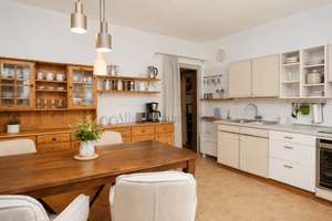 Platz für alle: Großzügiges Zweifamilienhaus mit herrlichem Garten, Carport und Bauerwartungsland..! – Die vollständige Adresse der Immobilie erhältst du vom Anbieter., 22457 Schnelsen, Hamburg – Vorschaubild 6