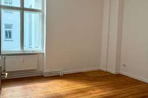 PROVISIONSFREI | Bezugsfreie Altbauwohnung nähe Bötzowkiez – 2 Zimmer, Balkon – John-Schehr-Straße 2, 10407 Prenzlauer Berg, Berlin – Vorschaubild 5