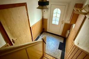 geräumiges Einfamilienhaus mit Garage- ideal für Familien mit handwerklichem Geschick! – Die vollständige Adresse der Immobilie erhältst du vom Anbieter., 99331 Geschwenda – Vorschaubild 9