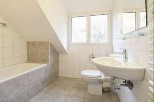 Helle 3-Zimmer-Wohnung mit schöner Aussicht – Sonnenbergstraße 109, 70184 Bopser, Stuttgart – Vorschaubild 6