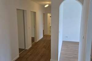 Erdgeschoss !! 5 ZKB Balkon - frei - nur 235 000 € VB