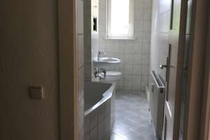 2-Zimmer-Wohnung - Ideal für Paare  mit WBS 160, 180 oder 220 oder Einkommensprüfung größer140-220% – Degnerstr. 45, 13053 Alt-Hohenschönhausen, Berlin – Vorschaubild 4