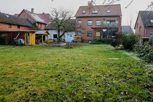 Großzügiges Mehrfamilienhaus mit 4 Parteien und der Möglichkeit eines weiteren Hausbaus