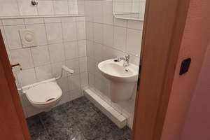 Alltagstaugliche 3-Zimmer-Wohnung mit Balkon in Wuppertal – Ermanstraße 6, 42287 Barmen, Wuppertal – Vorschaubild 8