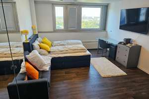 Helles Panorama-Apartment in Neuehrenfeld: Vollmöbliert, All-inclusive & 24h-Sicherheitsdienst – Die vollständige Adresse der Immobilie erhältst du vom Anbieter., 50832 Altstadt/Nord, Köln – Vorschaubild 3