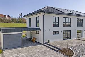 Bezugsfertiger Neubau! Hochwertiges KfW 40+ Haus mit Garage, Südterrasse und Garten in ruhiger Lage – Die vollständige Adresse der Immobilie erhältst du vom Anbieter., 95502 Himmelkron – Vorschaubild 3