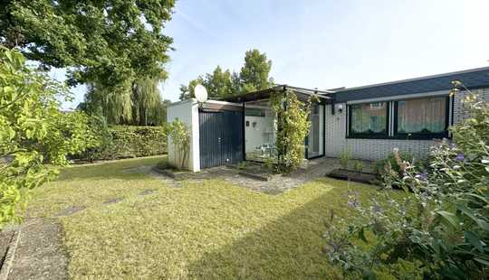 Bild von Wohnen ohne Hindernisse: Interessanter Bungalow mit schönem Garten in ruhiger & zentraler Lage