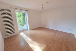 Ruhig gelegene 3,5-Zimmer-Wohnung mit EBK, Terrasse und eigenem Gartenbereich zu vermieten – Die vollständige Adresse der Immobilie erhältst du vom Anbieter., 97082 Zellerau, Würzburg – Vorschaubild 11