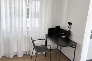 Urban Living Stuttgart-Mitte – möblierte 2,5-Zimmer-Altbauwohnung mit Balkon & Designausstattung – Paulinenstraße 14-16, 70178 Karlshöhe, Stuttgart – Vorschaubild 6