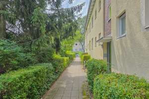 Helle 3-Zimmerwohnung mit Balkon/Stellplatz und Kellerabteil | Berlin-Lankwitz – Die vollständige Adresse der Immobilie erhältst du vom Anbieter., 12249 Lankwitz, Berlin – Vorschaubild 4