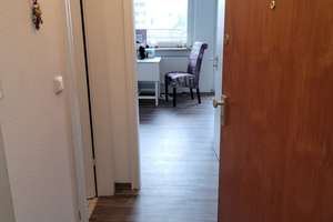 * SINGLEWOHNEN mit WEITBLICK - gut geschnittenes 1 Zimmer-Apartment mit BALKON in Nbg.-Langwasser * – Wettersteinstraße 51, 90471 Langwasser Nordwest, Nürnberg – Vorschaubild 4
