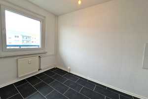 2-Zimmer-Wohnung im 5. Obergeschoss zu vermieten – Ringstraße 49, 4209 Leipzig – Vorschaubild 5