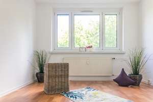 2-Raum-Wohnung mit Tageslichtbad unweit vom Stadtzentrum – Mühlenstr. 12, 9111 Zentrum, Chemnitz – Vorschaubild 2