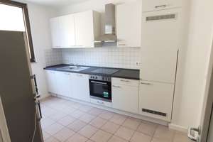 Helle 3-Zimmer Wohnung in Stuttgart-Zuffenhausen WG geeignet – Die vollständige Adresse der Immobilie erhältst du vom Anbieter., 70435 Zuffenhausen-Hohenstein, Stuttgart – Vorschaubild 2